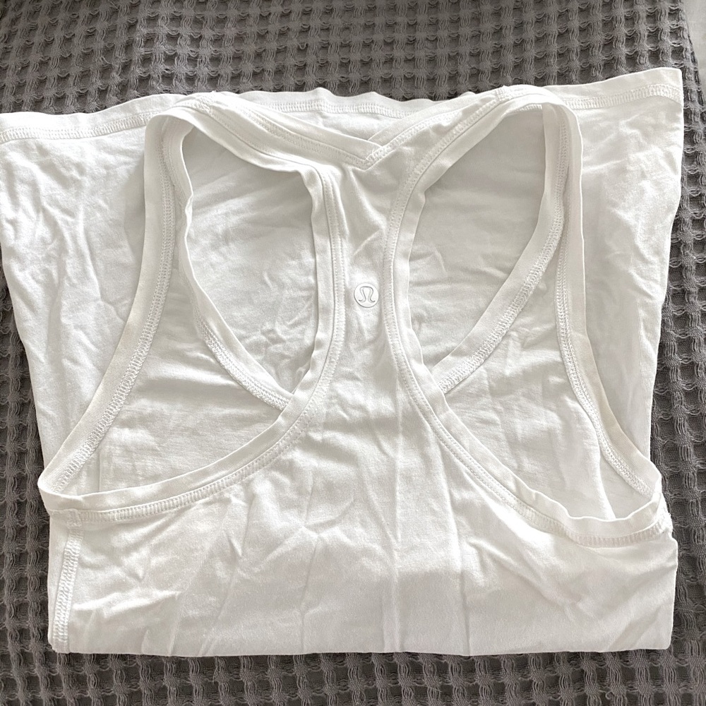 Lululemon Cool Racer back size 2, cotton.